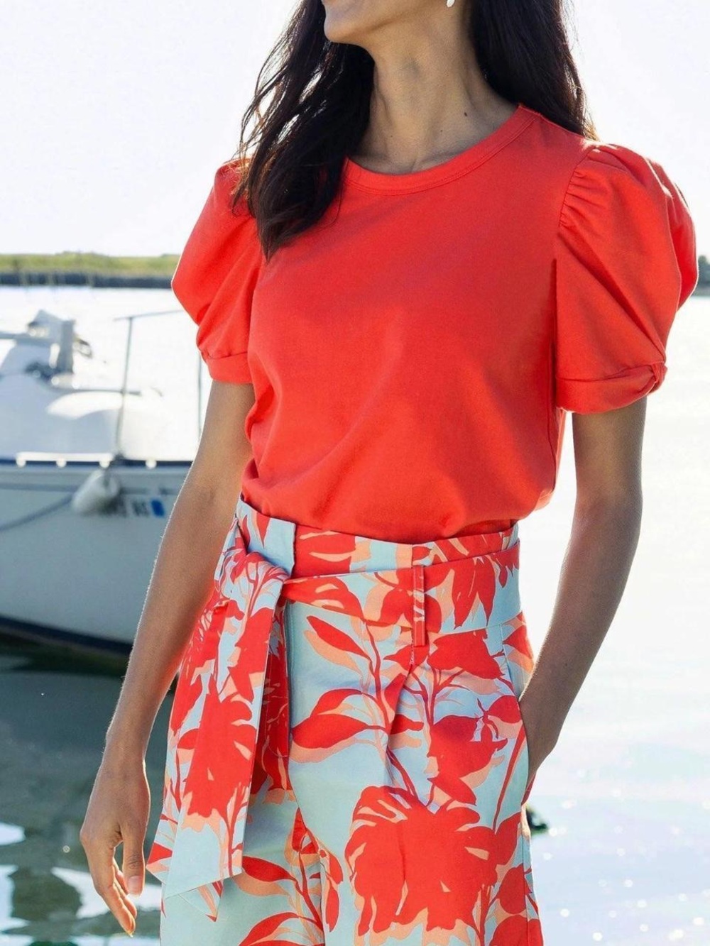NWT Tyler Bo Kari puff sleeve top in Tiger Lily